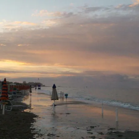 Lägenhet Gold House Milano Marittima